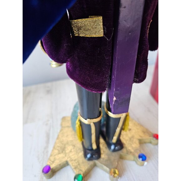 Bombay 18" King arthur camelot nutcracker Xmas sword soldier centerpiece - Picture 10 of 13